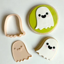 Little Biskut Ghost Stamp and Cutter Set