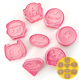 Super Heroes Cookie Cutter 8 Set